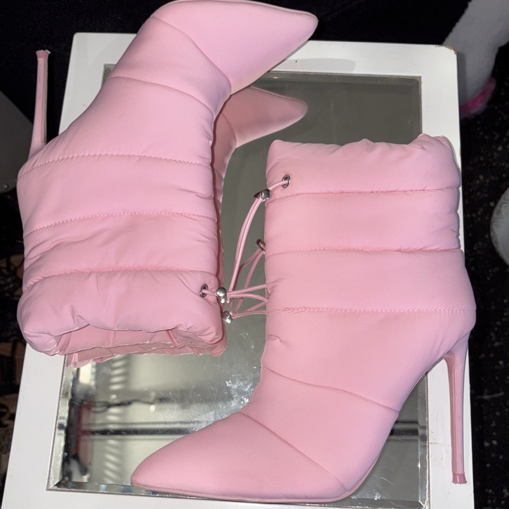 Steve Madden Cloak Bootie in Pink - Picture 4 of 6